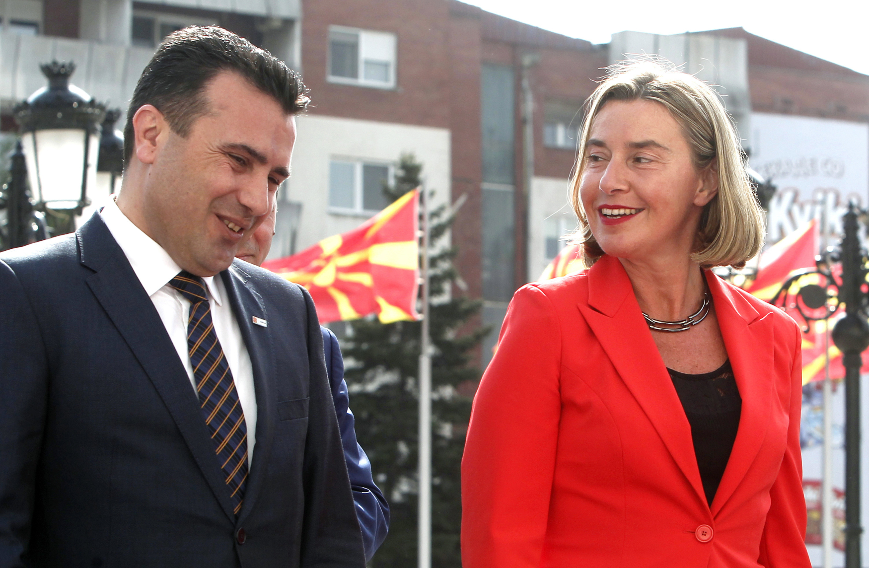 Šéfka unijní diplomacie Federica Mogheriniová a makedonský premiér Zoran Zaev