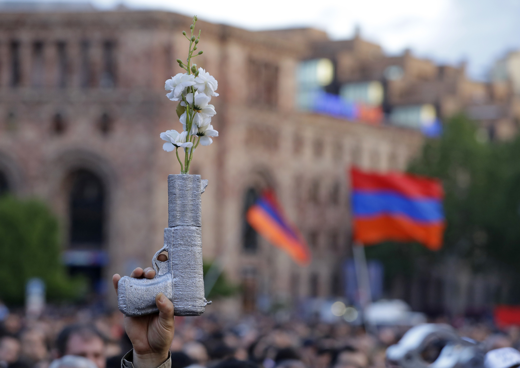 Arménie těchto dnů ukazuje unikátní průběh celospolečenské angažovanosti bez násilí