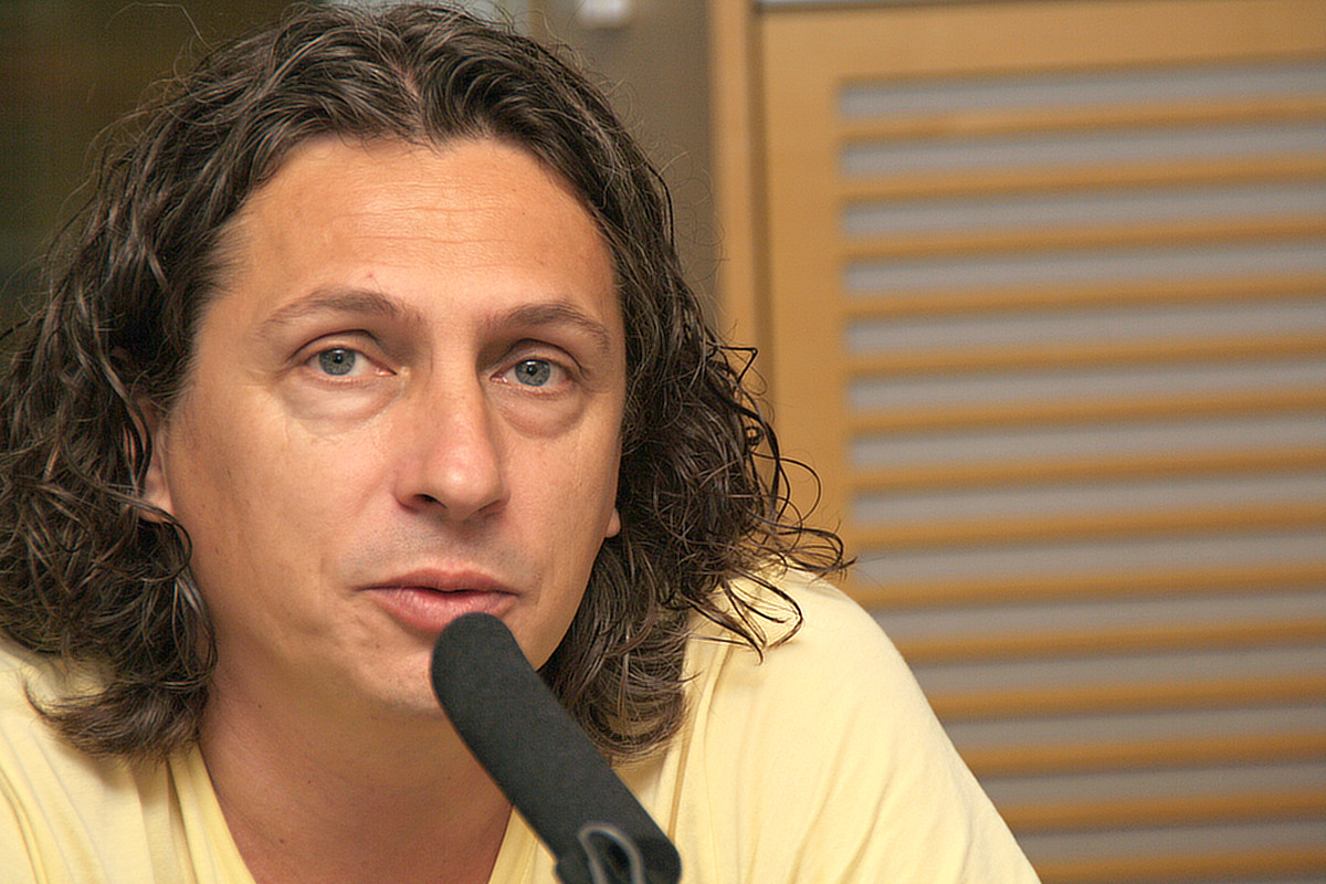 Hostem Radiožurnálu byl Robert Mikoláš Hostem Radiožurnálu byl Robert Mikoláš
