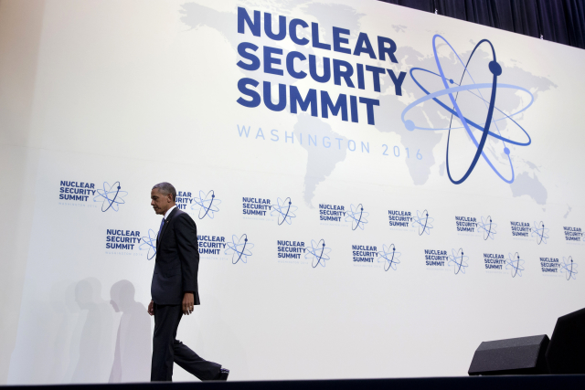Barack Obama, který sázel na jaderné odzbrojování, musel uznat, že jeho sázka vyjde naprázdno