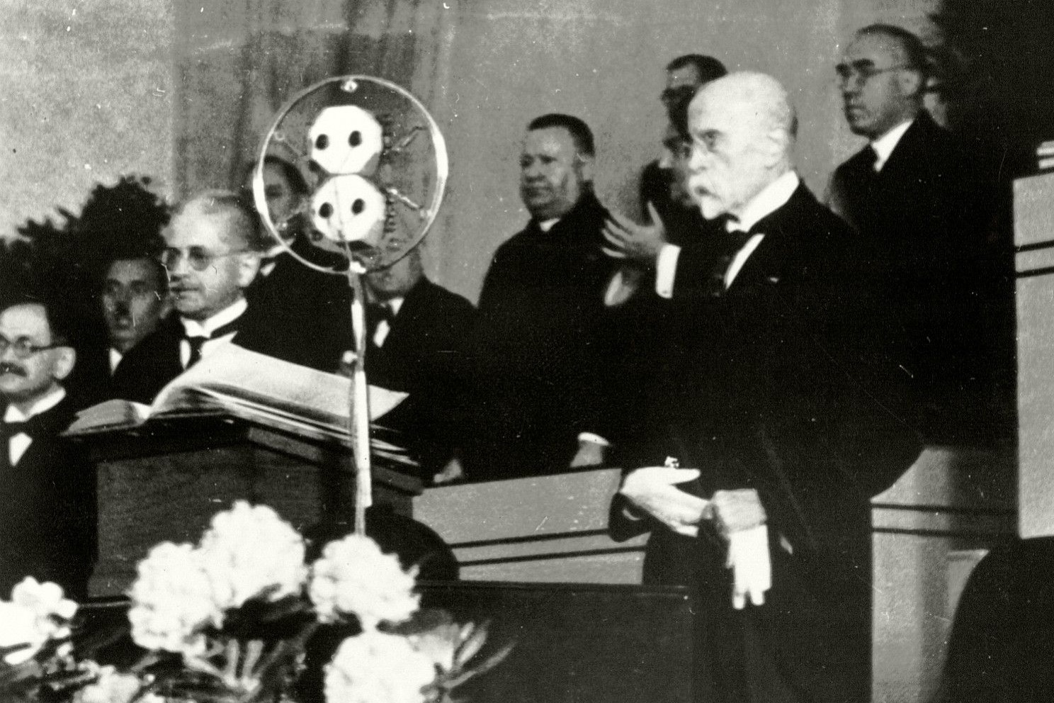 Poslední zvolení T. G. Masaryka prezidentem (Velká síň Rudolfina 24. května 1934)