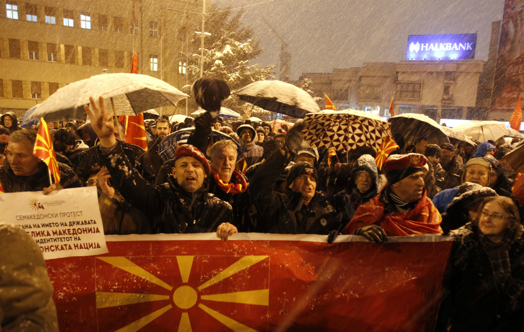 Demonstrace ve Skopje proti změně názvu Makedonie