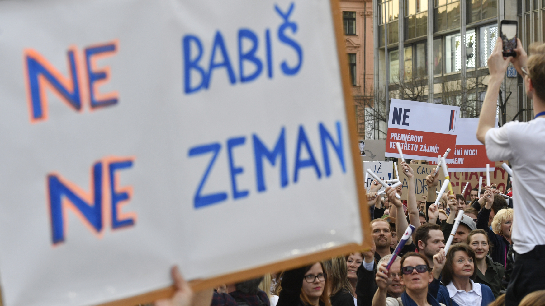 Protest proti premiérovi v demisi Andreji Babišovi