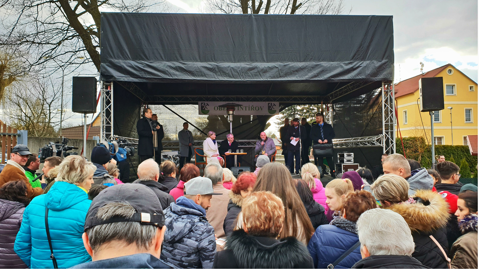 Prezident při návštěvě Vintířova na Sokolovsku