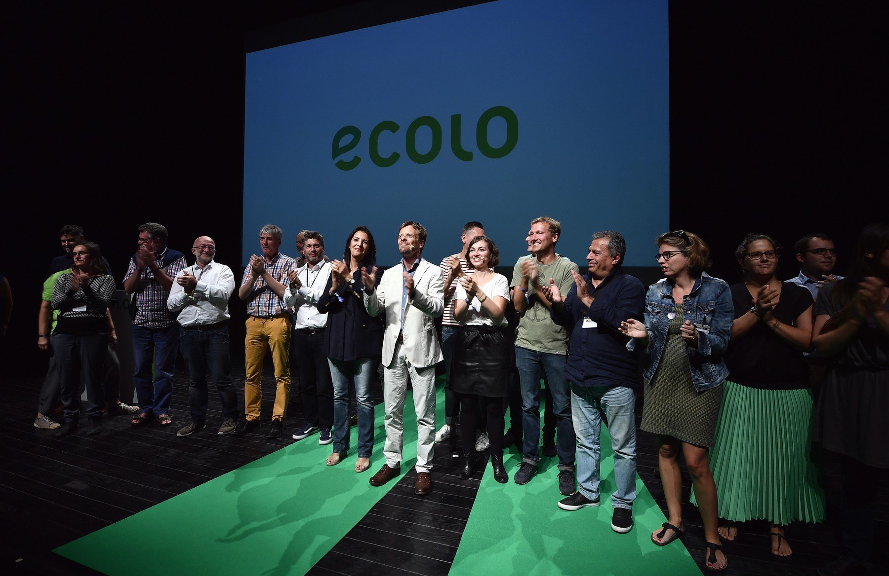 Belgická ekologická strana Ecolo. Uprostřed dva předsedové strany Zakia Khattabi a Patrick Dupriez 