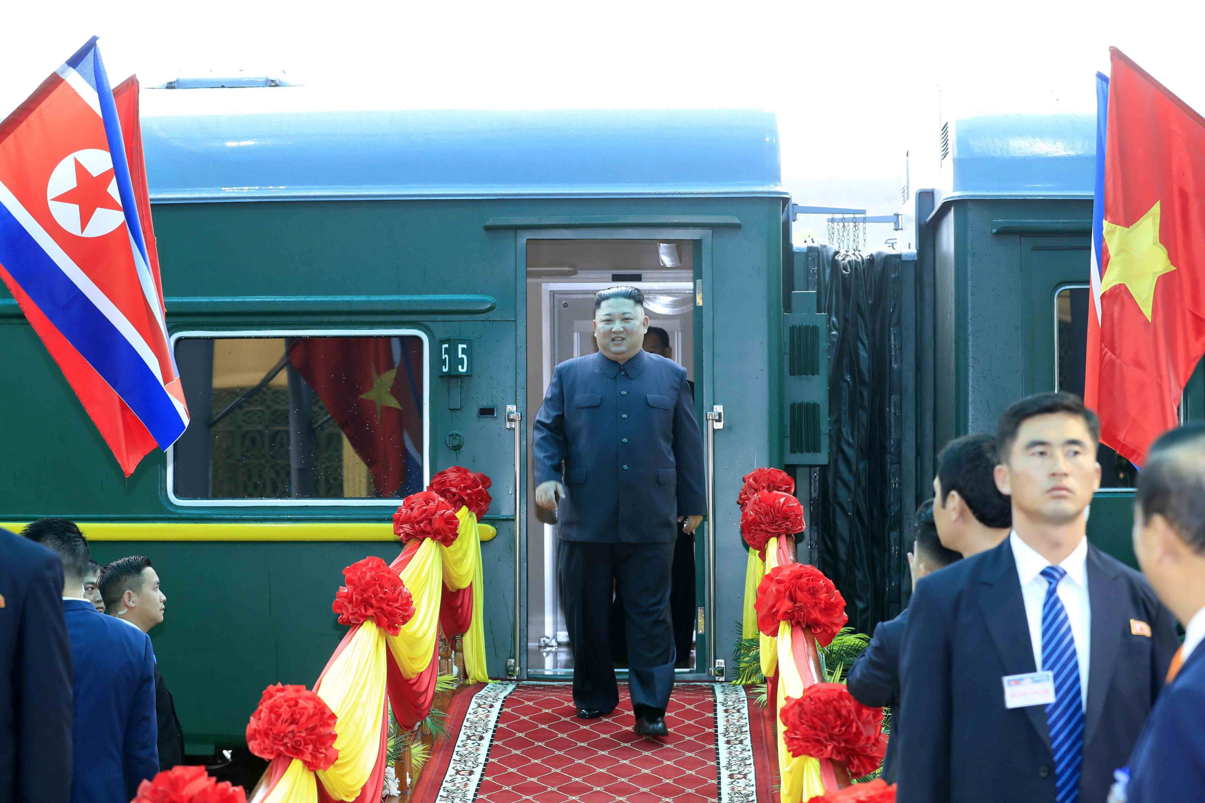 Severokorejský prezident Kim Čong-un po příjezdu do Vietnamu