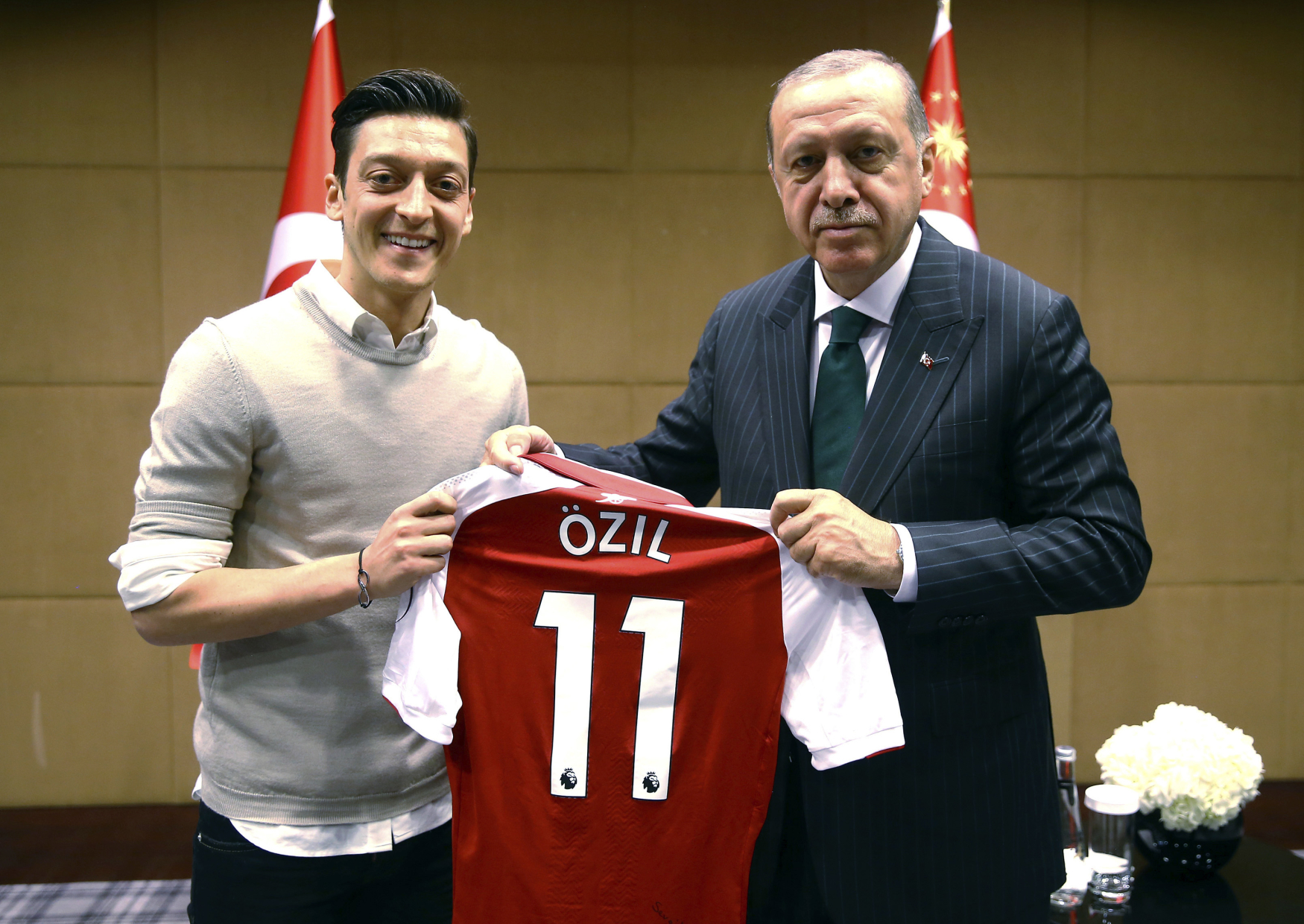 Fotbalista Mesut Özil a turecký prezident Recep Tayyip Erdogan