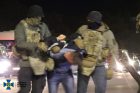 Fotografie ze zatýkání lidí podezřelých z pokusu o atentát na prezidenta Zelenského, zveřejněno SBU