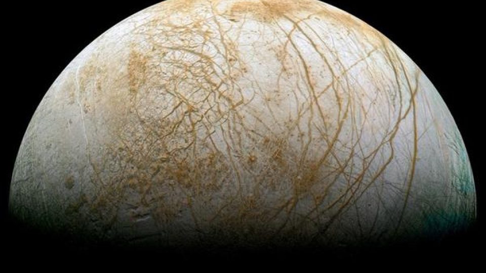Povrch Jupiterova měsíce Europy