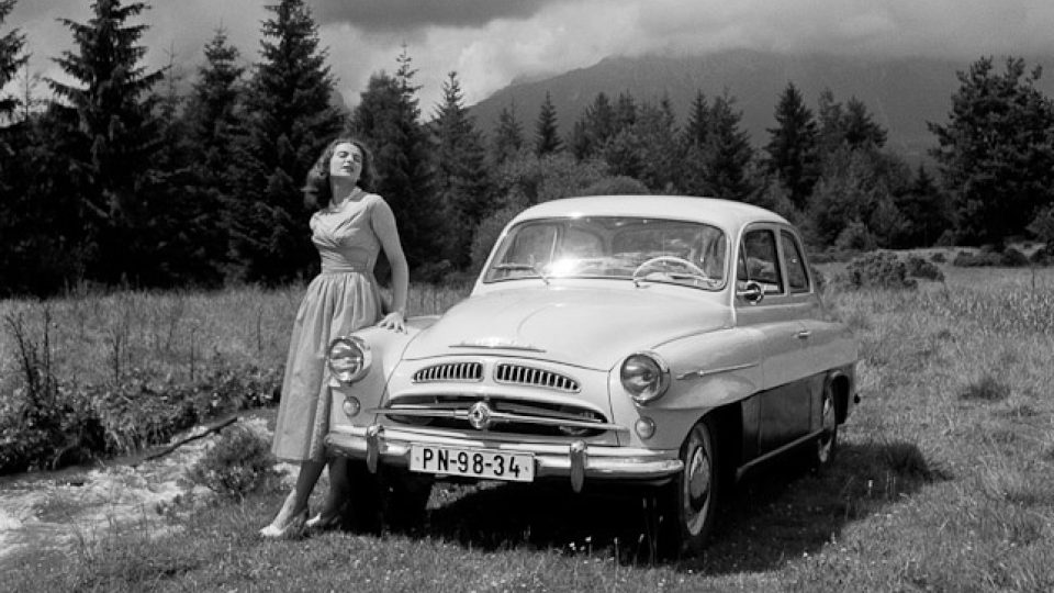 Škoda 440 (Spartak), 1955–1959. Reklamní fotografie Viléma Heckela z padesátých let
