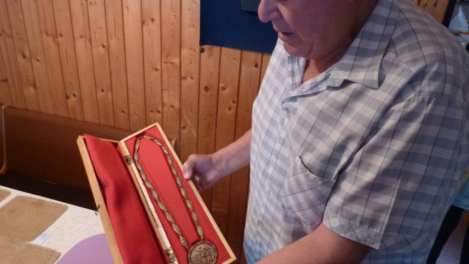 Bohumil Kubát s medailí