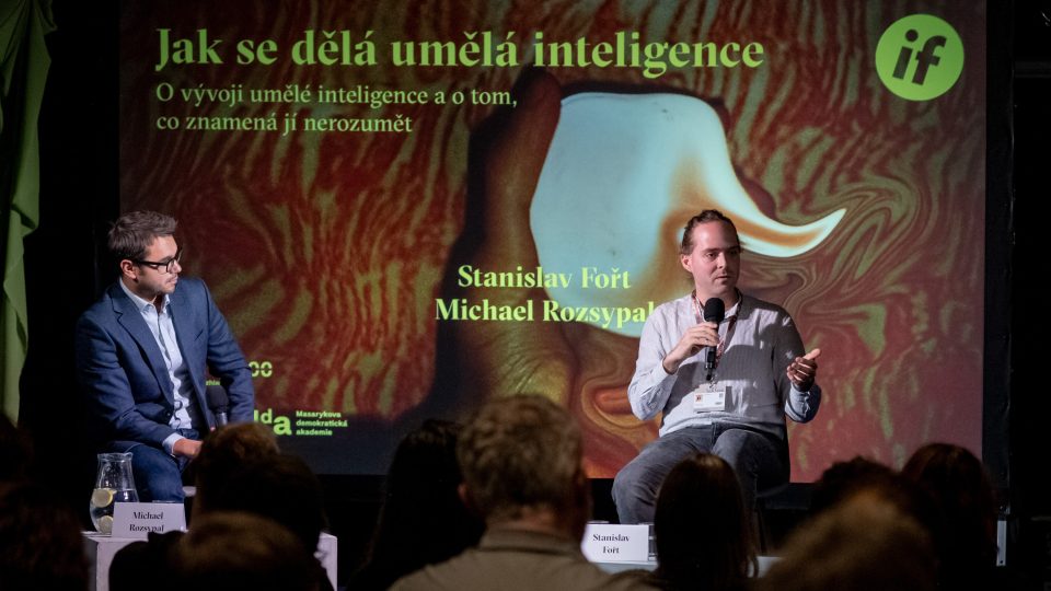 Osobnost Plus Michaela Rozsypala na Inspiračním fóru na MFDF Ji.hlava, jejímž hostem byl vědec Stanislav Fort