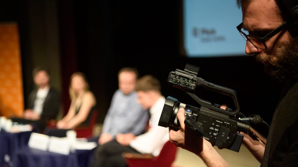 Debata Českého rozhlasu Plus se studenty v Ústí