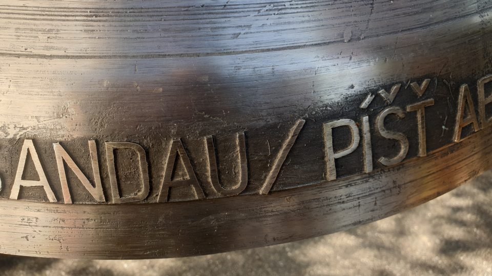 Text na zvonu, který v Německu nahradí ten z Píště