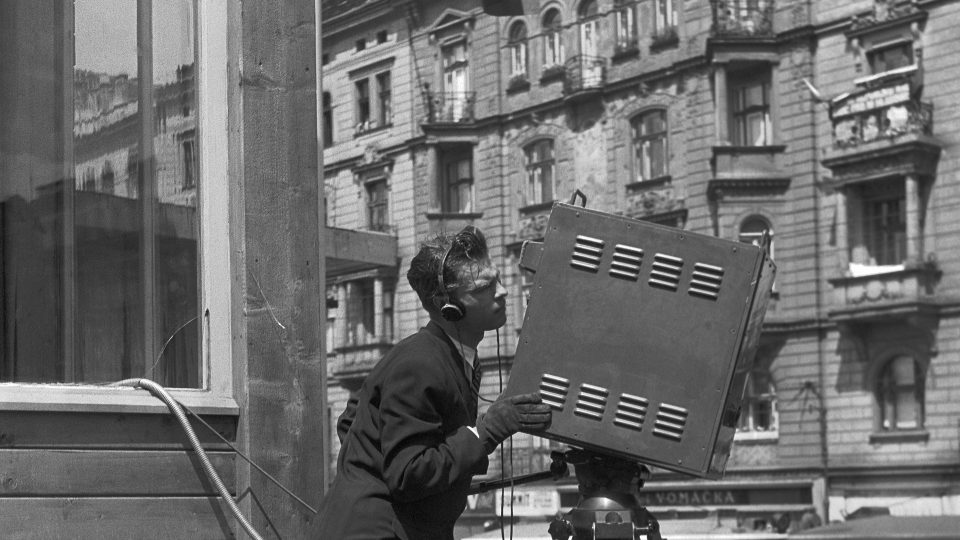 Kameraman, MEVRO (1948)