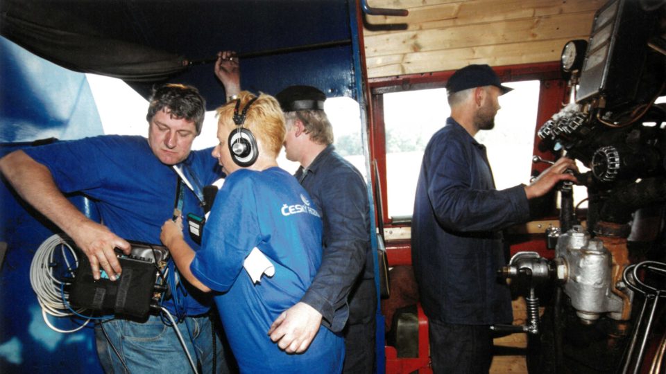 Vysílání z vlaku R630 Praha – České Budějovice (2. května 2000)