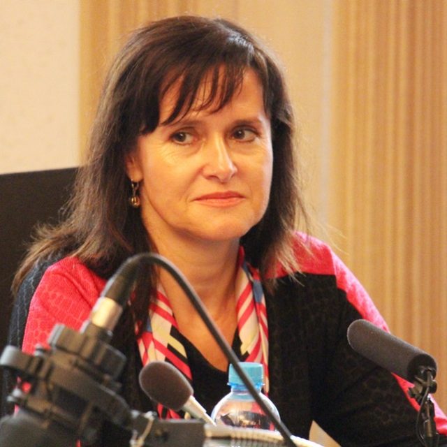 „Zatím je velmi těžké se do mužského světa dostat, ” říká poslankyně Maxová,  která ale kvóty stále považuje za ponižující | foto: Andrea Poláková,  Český rozhlas