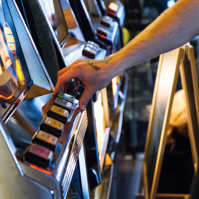 hazardní hry | foto:  CC BY 2.0,   Paf - Games Sport Casino