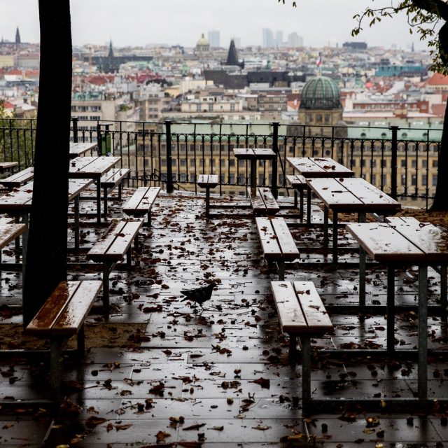 Zavřená restaurace na pražské Letné | foto: Michal Šula,  MAFRA / Profimedia