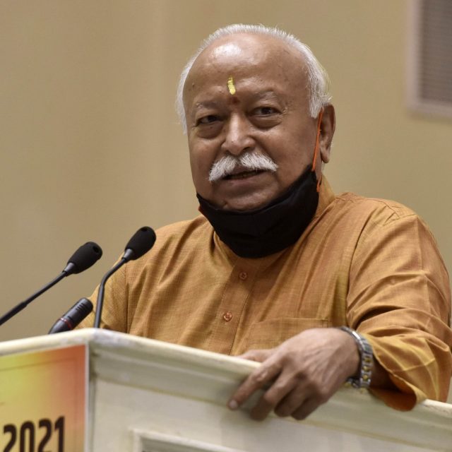 Mohan Bhagwat  (RSS Chief Mohan Bhagwat Presents Awards During Sant Eshwer Samman Samaroh,  New Delhi,  Delhi,  India) | foto: Profimedia