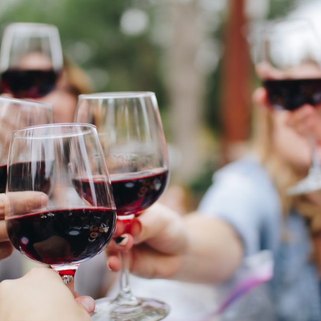 Červené vino | foto: Unsplash,  Licence Unsplash