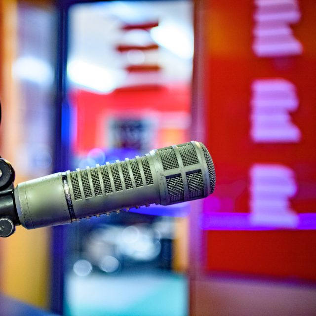 Rádio,  Radiožurnál,  Český rozhlas  (ilustrační foto) | foto: Khalil Baalbaki,  Český rozhlas,  Český rozhlas