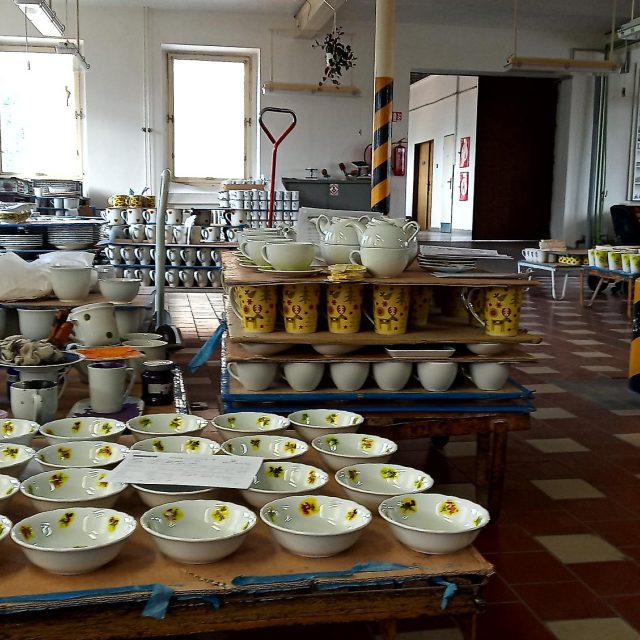 Český porcelán Dubí,  oddělení dekorace | foto: Jana Vitásková,  Český rozhlas