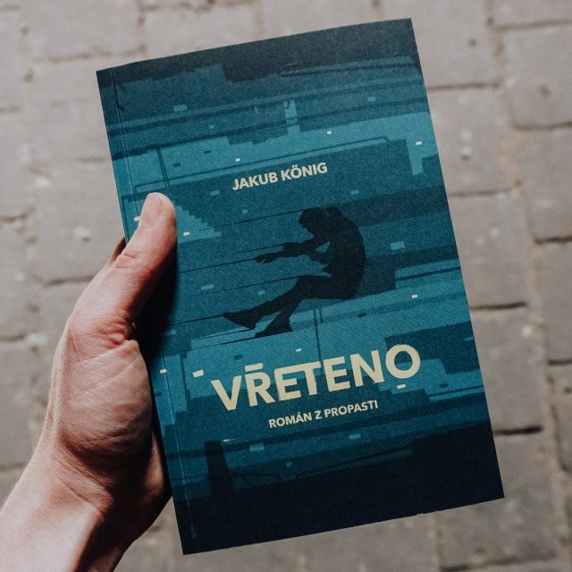 Přebal knihy Vřeteno Jakuba Königa | foto: Nakladatelství Paseka