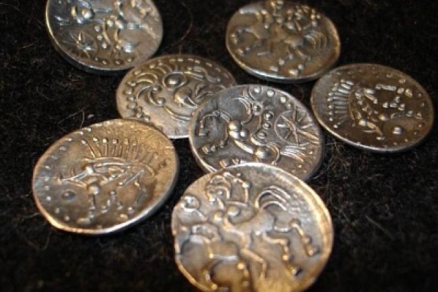 Věrné kopie keltských mincí | foto:  Drakkaria.com