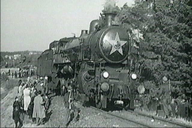 &quot;Vlak svobody&quot; na archivním snímku z roku 1951 | foto:  Archiv Roberta Koutného