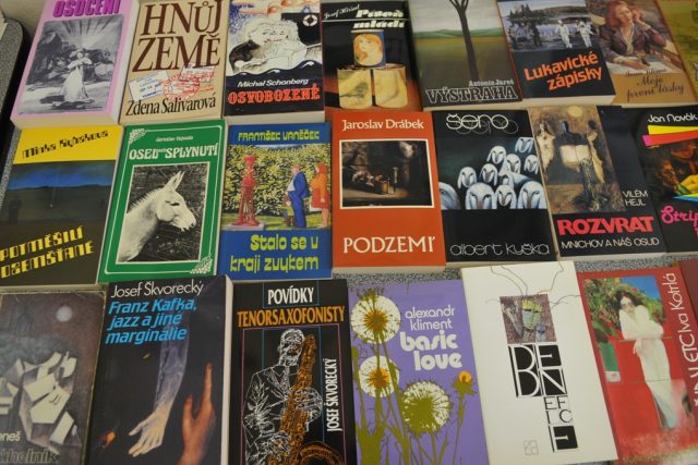 Expozice knih vydaných nakladatelstvím 68 Publishers | foto: Tomáš Vodňanský,  Český rozhlas