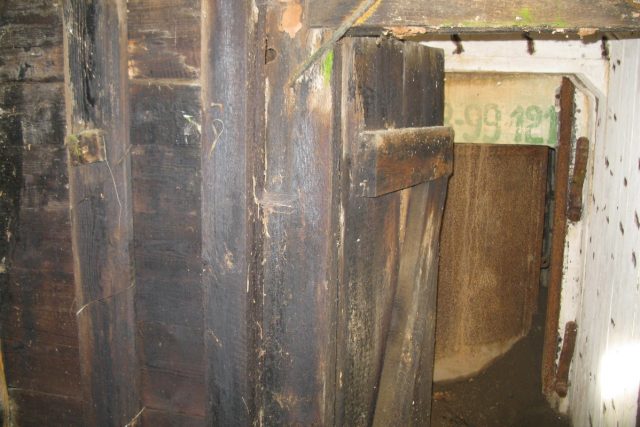 Kamenobetonový srub č.96 s výdřevou | foto: Jan Malý