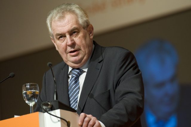 Miloš Zeman na sjezdu ČSSD v roce 2013 | foto: Filip Jandourek