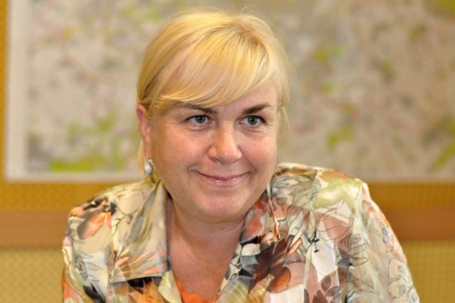 viceprezidentka Asociace starožitníků Simona Šustková ve studiu Reginy | foto: Eva Dvořáková