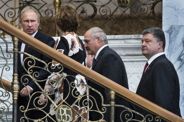 Vladimir Putin,  Catherine Ashtonová, Alexandr Lukašenko a Petro Porošenko na summitu v Minsku | foto: ČTK