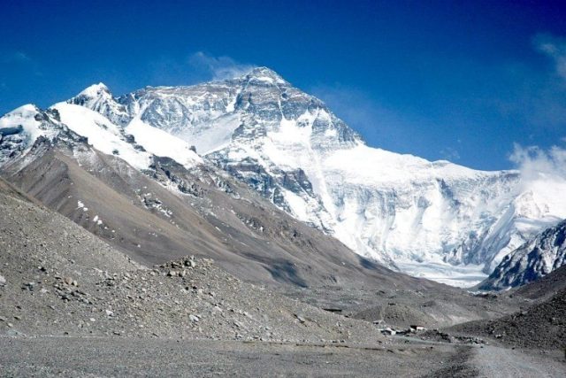 Českoslovenští horolezci Zoltán Demján a Jozef Psotka zdolali před 30 lety Mount Everest  bez umělého kyslíku.jpg | foto: licence Public Domain  (eng)