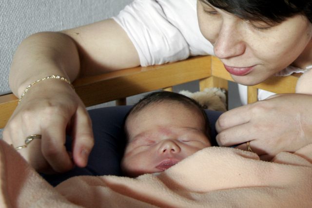 Matka a dítě. Ilustrační foto | foto: Fotoservis Evropského parlamentu