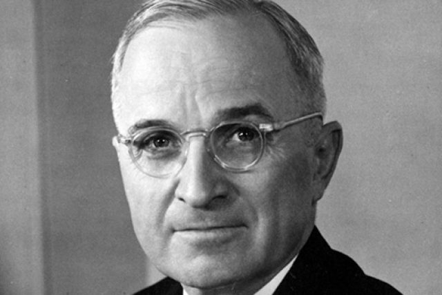 33. prezident Spojených států Harry Truman | foto: Public domain,   Frank Gatteri,  United States Army Signal Corps,   The Truman Library Institute