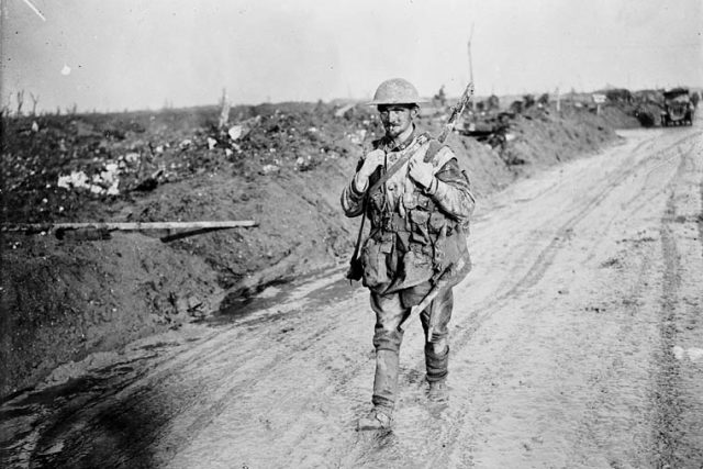 Kanadský voják na západní frontě ve Francii,  březen 1917 | foto: zdroj: Library and Archives Canada