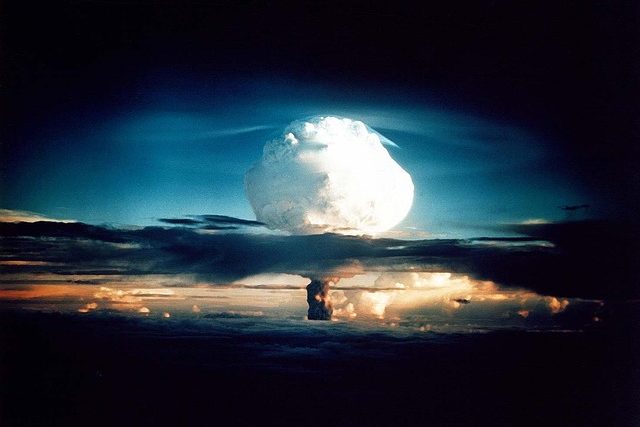 Jaderný výbuch | foto: CC0 Public domain,  Fotobanka Pixabay