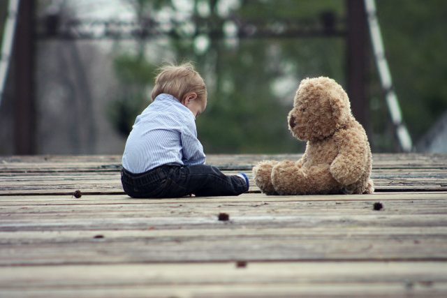 Když dítě vidí,  že se násilí používá jako korektiv,  přesně to samé bude dítě dělat vůči ostatním,  věří Václav Šneberger | foto: CC0 Public domain,  Fotobanka Pixabay