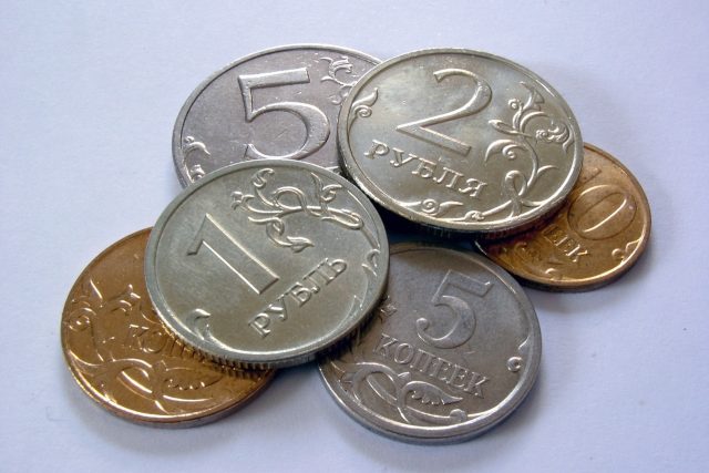 Peníze,  rubl  (ilustrační foto) | foto: Fotobanka Pixabay