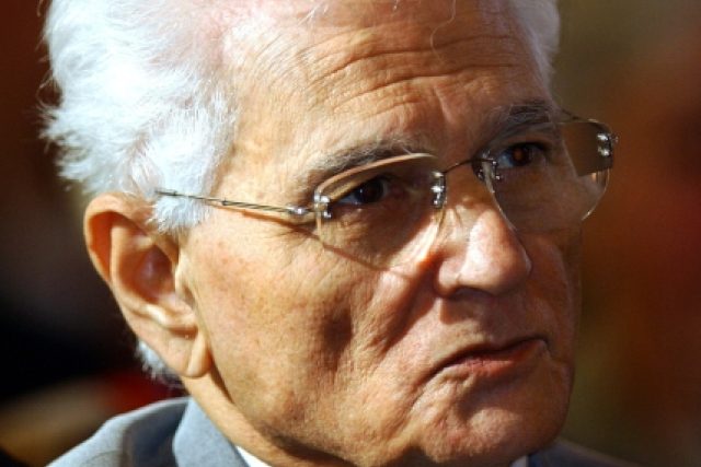Podle příznivců jeden z největších filozofů 20. století,  podle odpůrců nefalšovaný šarlatán Jacques Derrida | foto:  DPA,   C3143 Matthias Ernert,  ČTK
