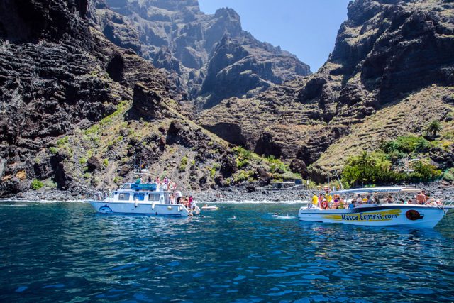 Tenerife je krásným místem pro plážovou dovolenou. Ale nejen pro ni! | foto: Jaroslav Hofmann