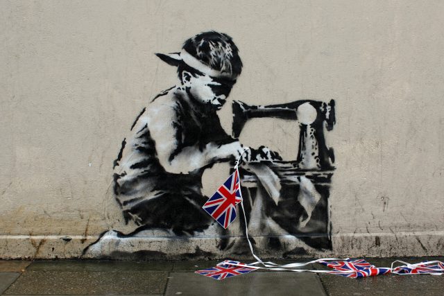 Banksyho Otrocká práce   | foto: Creative Commons Attribution 2.0 Generic,   DeptfordJon