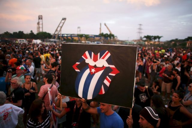 Na koncert se přišlo podívat půl milionu lidí | foto: Reuters