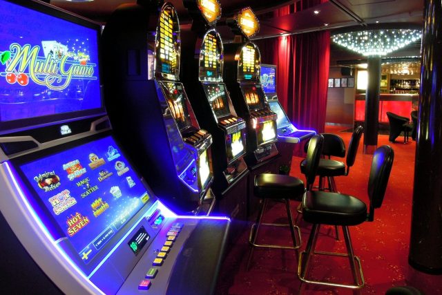 Stát začal bojovat s hazardem. A nezahrají si ani lidé na sociálních dávkách | foto: Creative Commons CC0 1.0 Universal