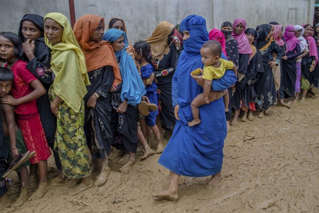 Ženy Rohingů v uprchlickýém táboře v Bangladéši | foto: AP 