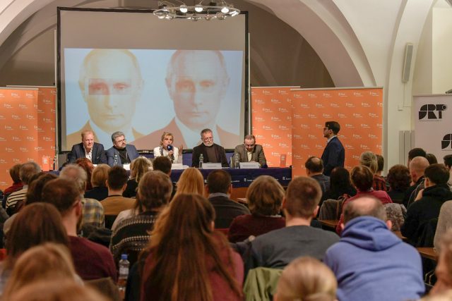 Veřejná debata Plusu v Olomouci | foto: Khalil Baalbaki,  Český rozhlas
