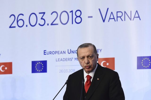 Recep Tayyip Erdogan na summitu v bulharské Varně | foto:  Petko Momchilov,  ČTK